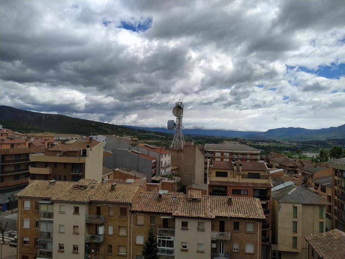 Lo Piset De La Torre Apartment Tremp Luaran gambar